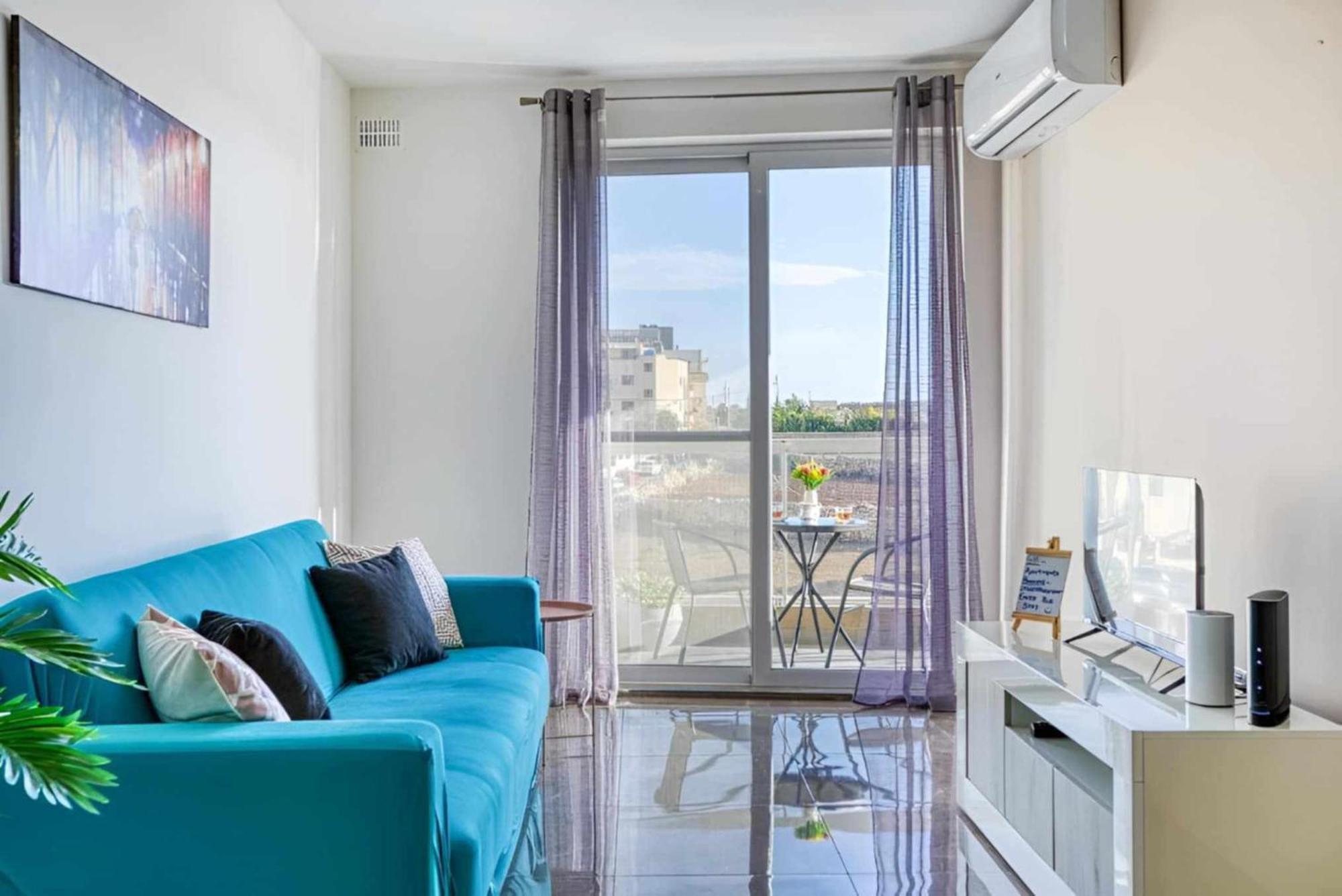 Large, 3 Bedroom Apartment In Marsascala Marsaskala Εξωτερικό φωτογραφία